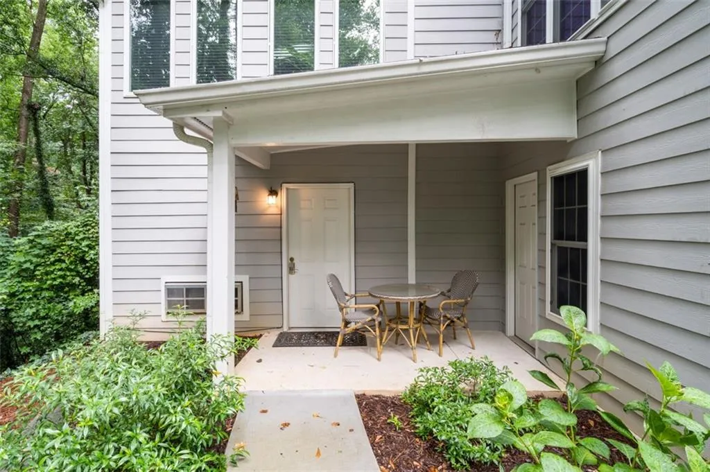 2690 Valvedere Drive Ne, Brookhaven, Georgia 30319, 4 Bedrooms Bedrooms, ,3 BathroomsBathrooms,Residential,For Sale,2690 Valvedere Drive Ne,7633195