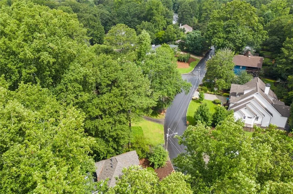 2690 Valvedere Drive Ne, Brookhaven, Georgia 30319, 4 Bedrooms Bedrooms, ,3 BathroomsBathrooms,Residential,For Sale,2690 Valvedere Drive Ne,7633195