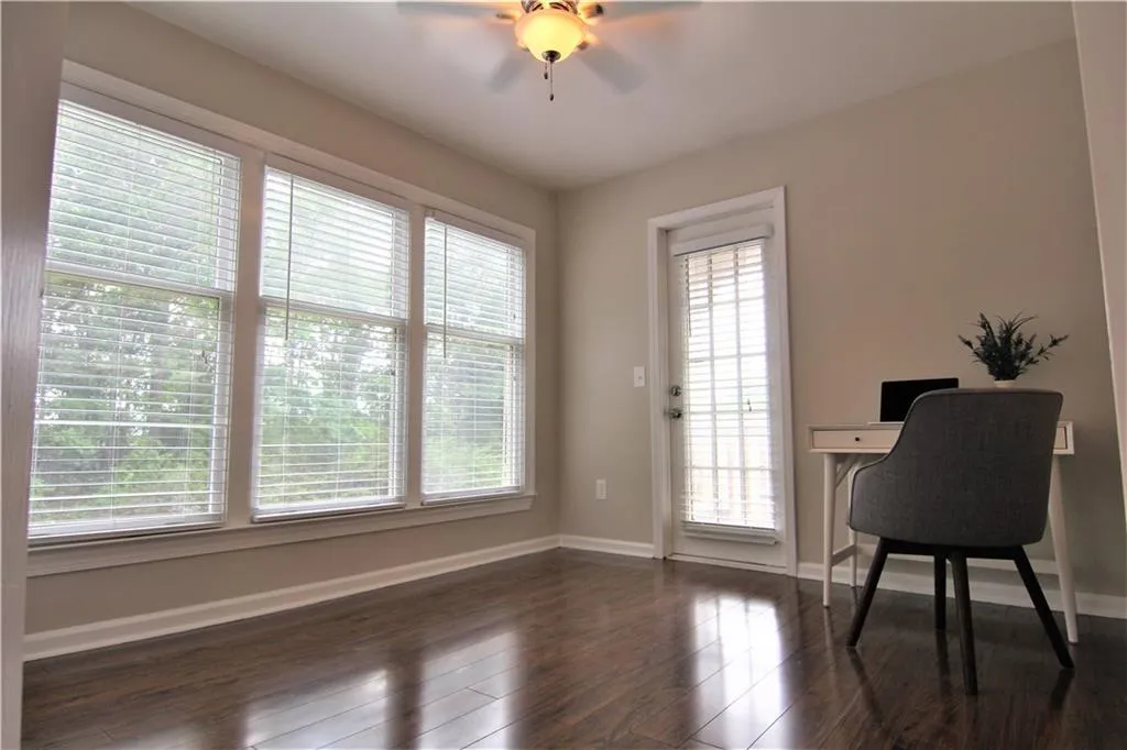 911 Hollyfax Circle, Sandy Springs, Georgia 30328, 2 Bedrooms Bedrooms, ,2 BathroomsBathrooms,Residential,Sold,911 Hollyfax Circle,5842896