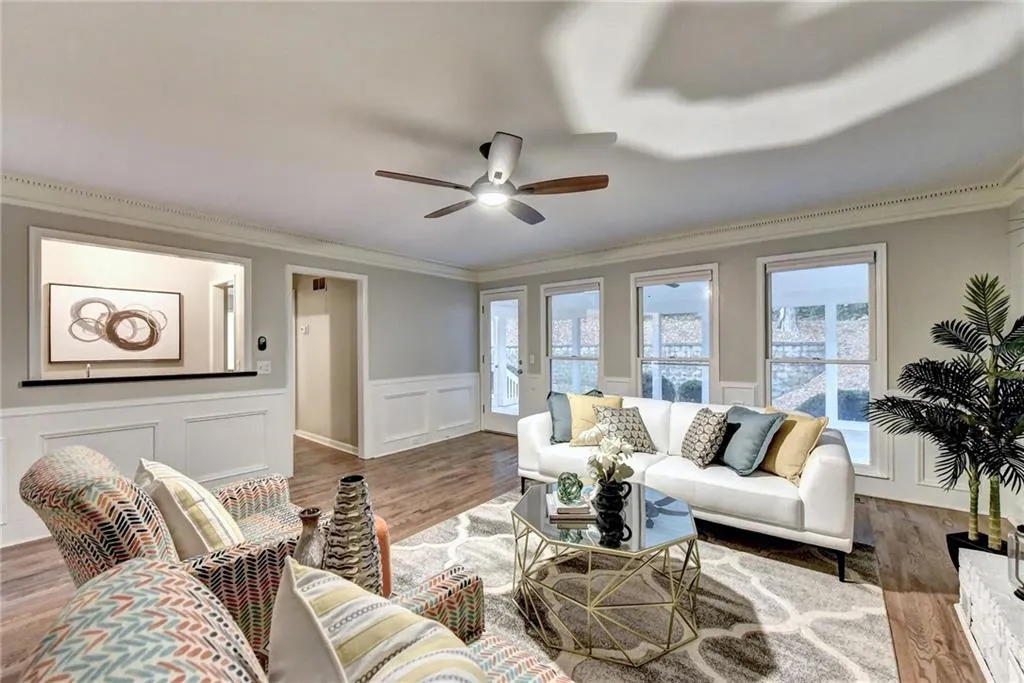 175 Wing Mill Road, Sandy Springs, Georgia 30350, 4 Bedrooms Bedrooms, ,3 BathroomsBathrooms,Residential,Sold,175 Wing Mill Road,6800641