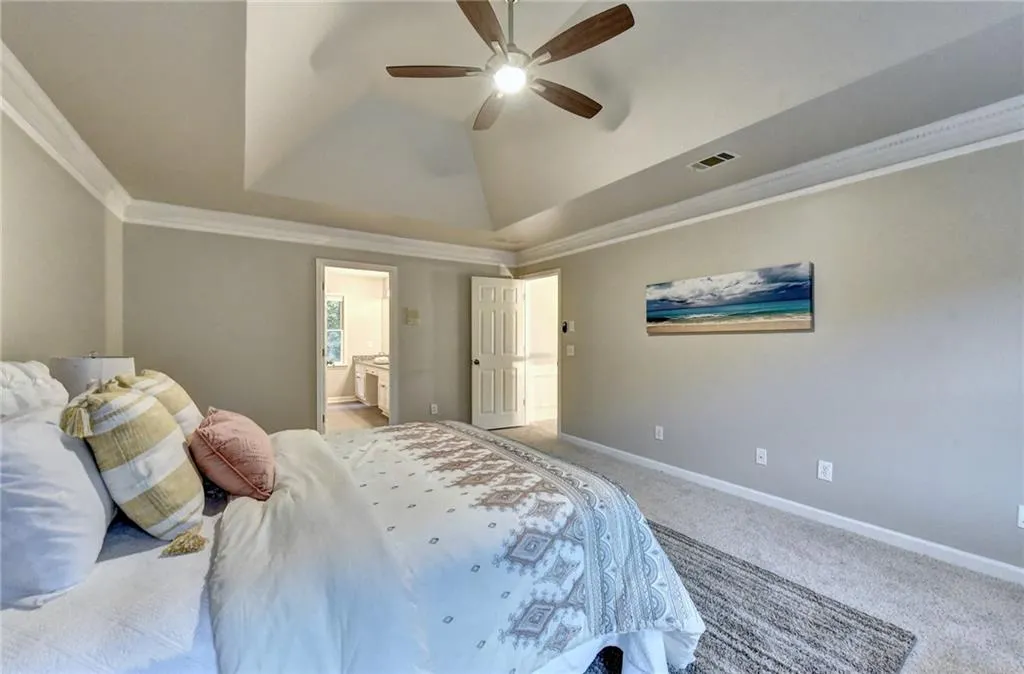 175 Wing Mill Road, Sandy Springs, Georgia 30350, 4 Bedrooms Bedrooms, ,3 BathroomsBathrooms,Residential,Sold,175 Wing Mill Road,6800641