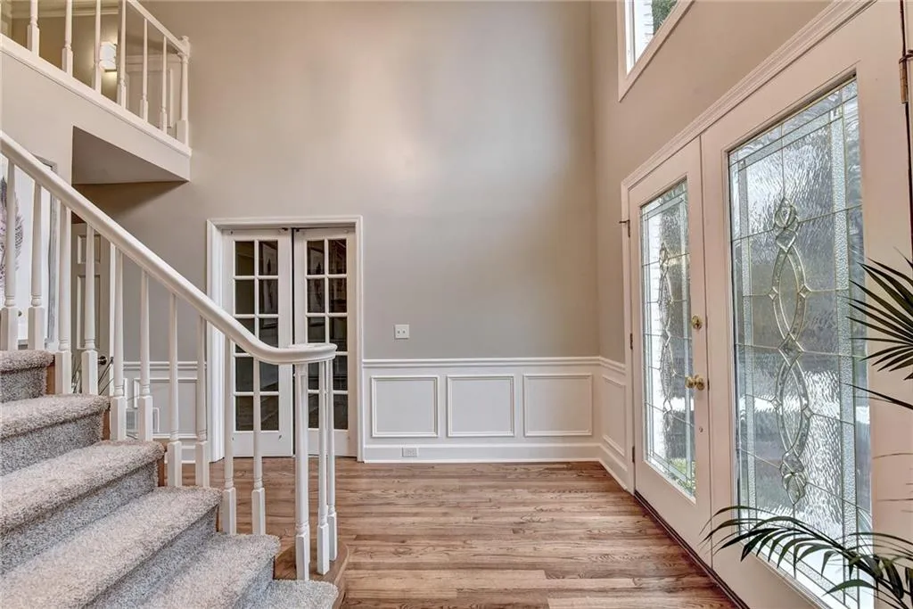 175 Wing Mill Road, Sandy Springs, Georgia 30350, 4 Bedrooms Bedrooms, ,3 BathroomsBathrooms,Residential,Sold,175 Wing Mill Road,6800641