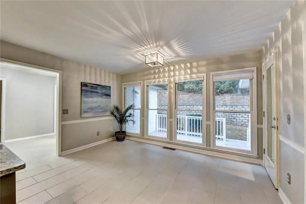 175 Wing Mill Road, Sandy Springs, Georgia 30350, 4 Bedrooms Bedrooms, ,3 BathroomsBathrooms,Residential,Sold,175 Wing Mill Road,6800641