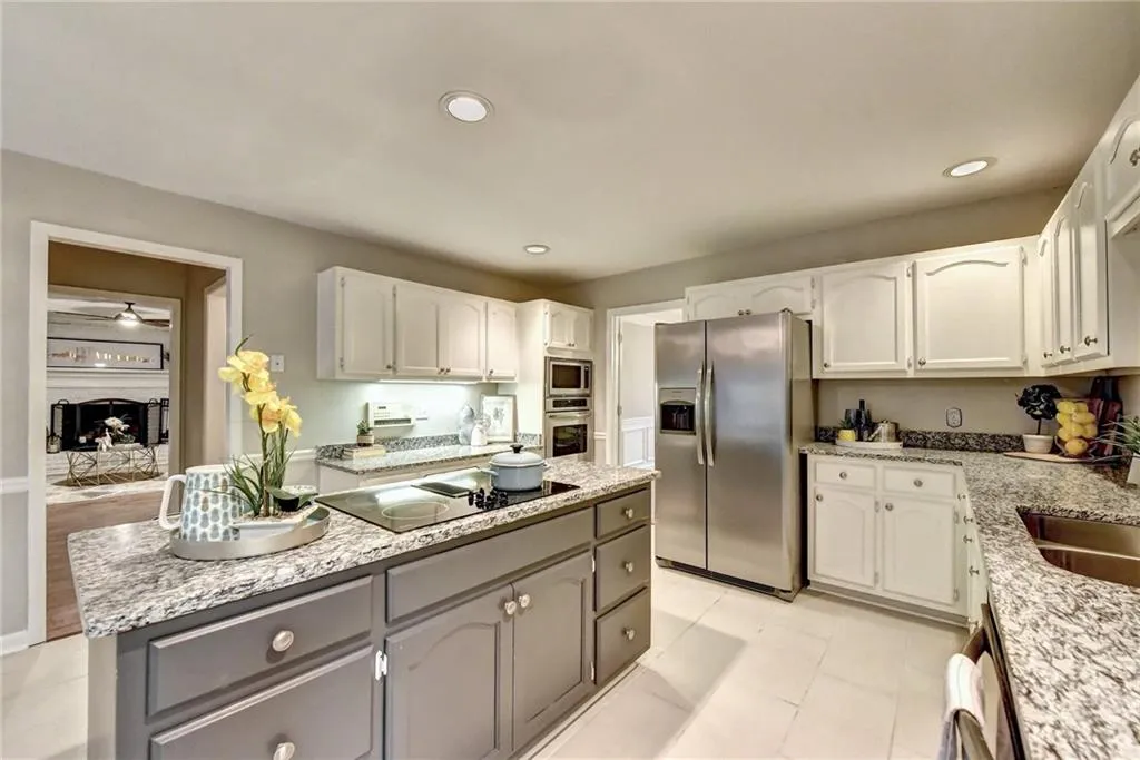 175 Wing Mill Road, Sandy Springs, Georgia 30350, 4 Bedrooms Bedrooms, ,3 BathroomsBathrooms,Residential,Sold,175 Wing Mill Road,6800641