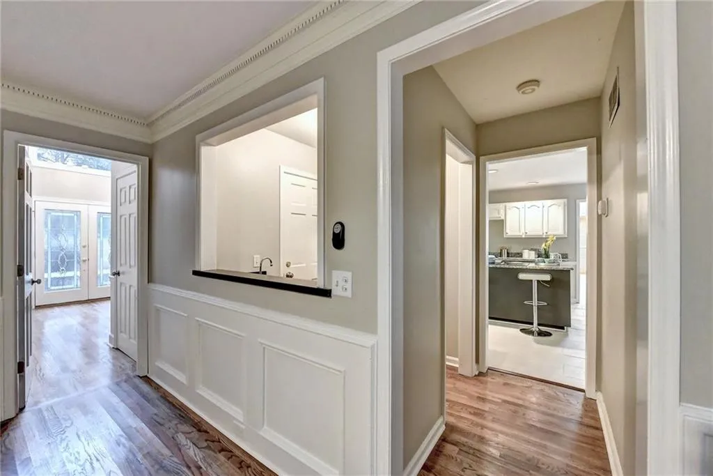 175 Wing Mill Road, Sandy Springs, Georgia 30350, 4 Bedrooms Bedrooms, ,3 BathroomsBathrooms,Residential,Sold,175 Wing Mill Road,6800641