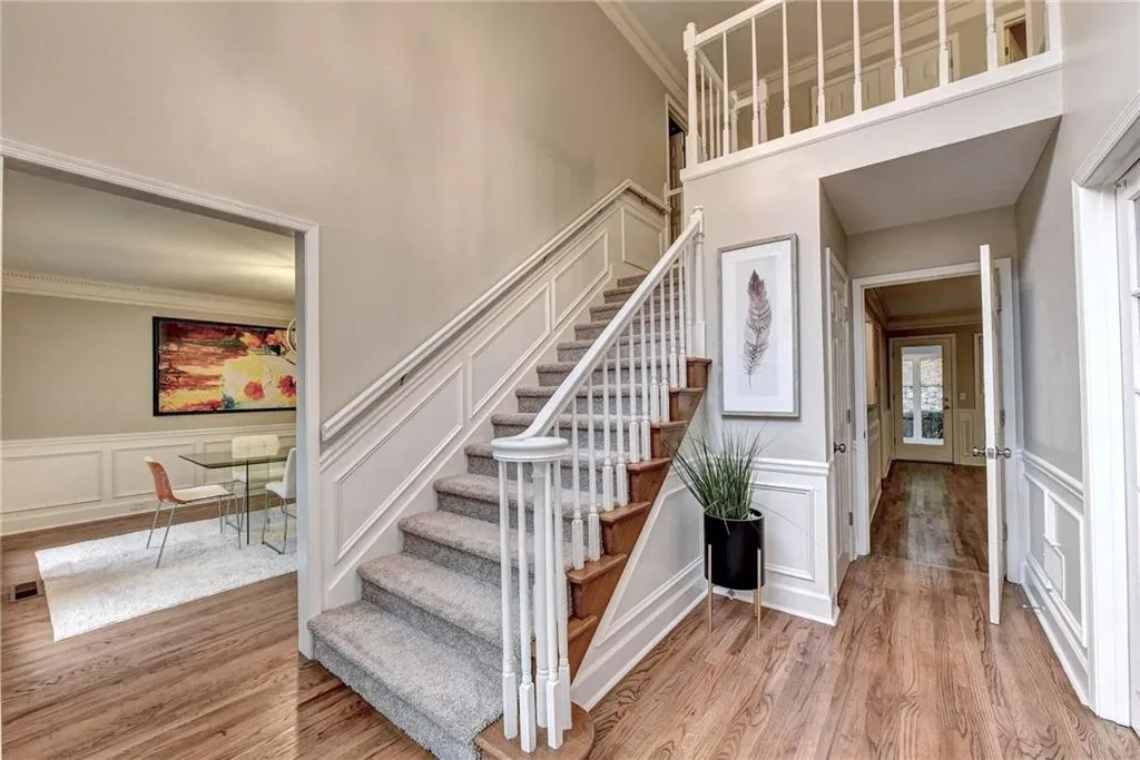 175 Wing Mill Road, Sandy Springs, Georgia 30350, 4 Bedrooms Bedrooms, ,3 BathroomsBathrooms,Residential,Sold,175 Wing Mill Road,6800641