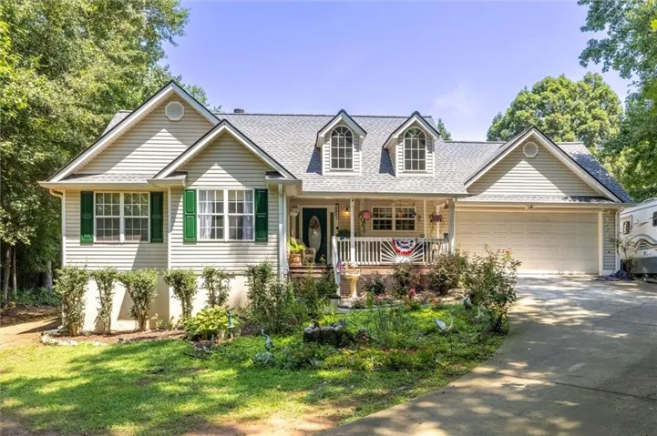 598 Holders Siding Road, Jefferson, Georgia 30549