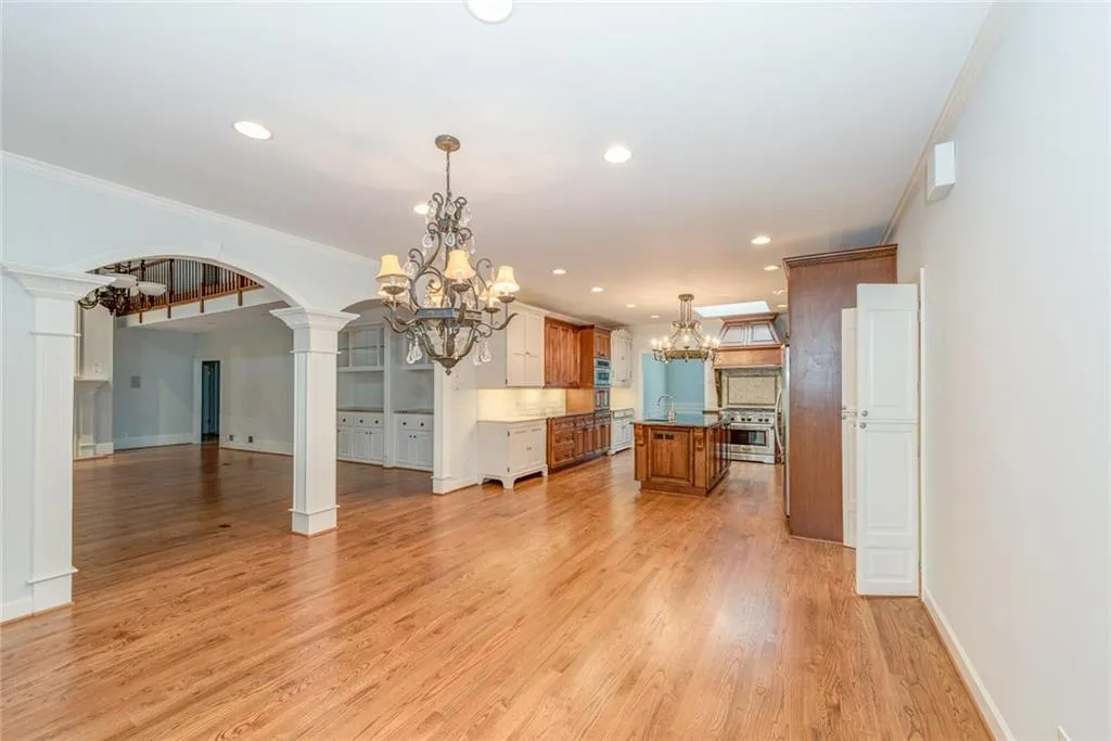 5780 Heards Forest Drive, Sandy Springs, Georgia 30328, 6 Bedrooms Bedrooms, ,5 BathroomsBathrooms,Residential,Sold,5780 Heards Forest Drive,5718996