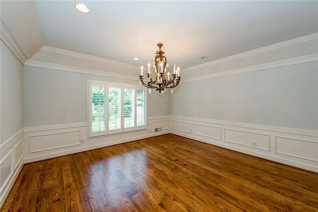 5780 Heards Forest Drive, Sandy Springs, Georgia 30328, 6 Bedrooms Bedrooms, ,5 BathroomsBathrooms,Residential,Sold,5780 Heards Forest Drive,5718996