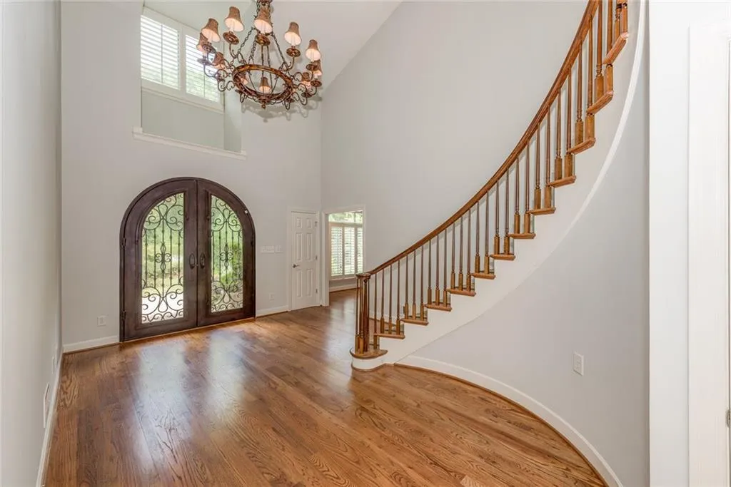 5780 Heards Forest Drive, Sandy Springs, Georgia 30328, 6 Bedrooms Bedrooms, ,5 BathroomsBathrooms,Residential,Sold,5780 Heards Forest Drive,5718996