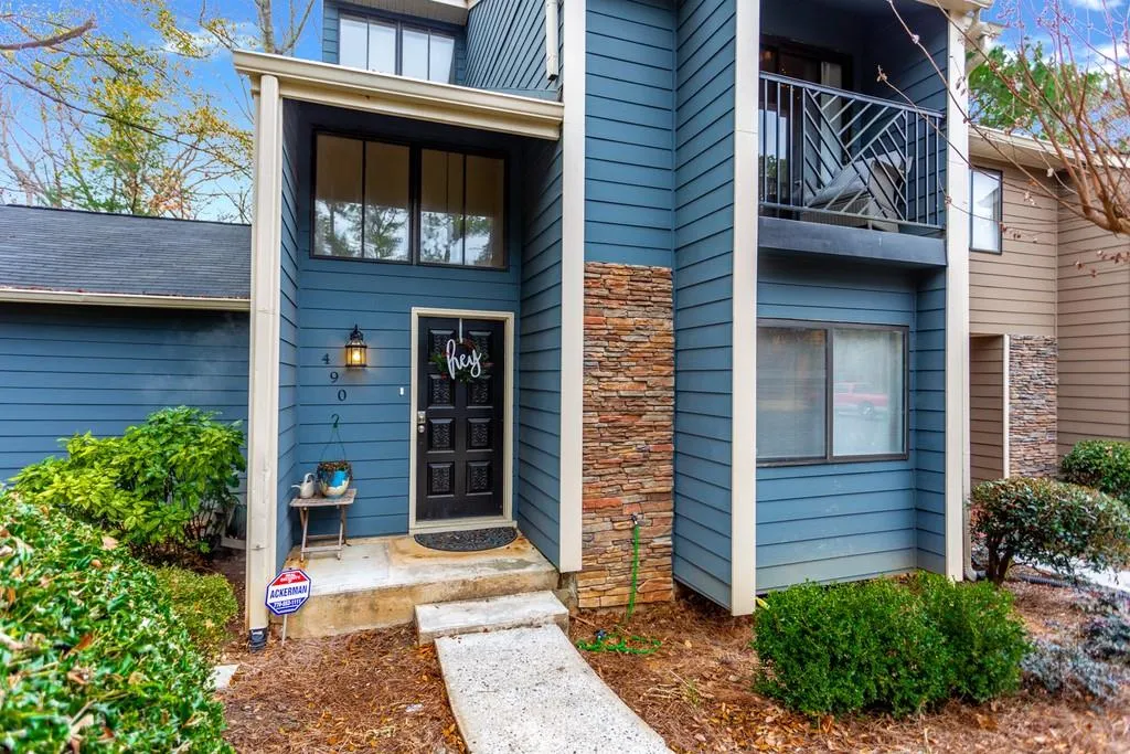 490 Sutters Point, Sandy Springs, Georgia 30328, 3 Bedrooms Bedrooms, ,3 BathroomsBathrooms,Residential,Sold,490 Sutters Point,6656378