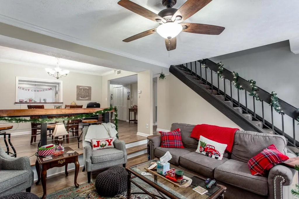 490 Sutters Point, Sandy Springs, Georgia 30328, 3 Bedrooms Bedrooms, ,3 BathroomsBathrooms,Residential,Sold,490 Sutters Point,6656378