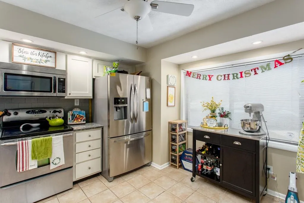 490 Sutters Point, Sandy Springs, Georgia 30328, 3 Bedrooms Bedrooms, ,3 BathroomsBathrooms,Residential,Sold,490 Sutters Point,6656378