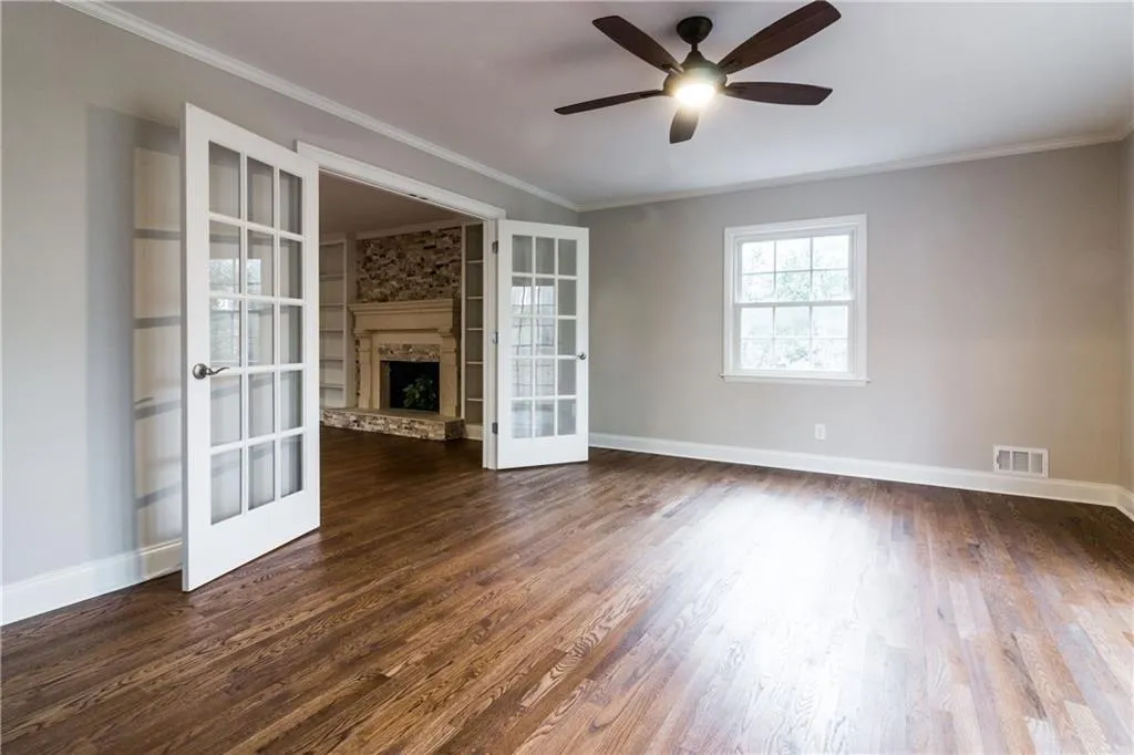 805 Spalding Drive, Sandy Springs, Georgia 30328, 4 Bedrooms Bedrooms, ,3 BathroomsBathrooms,Residential,Sold,805 Spalding Drive,5962993