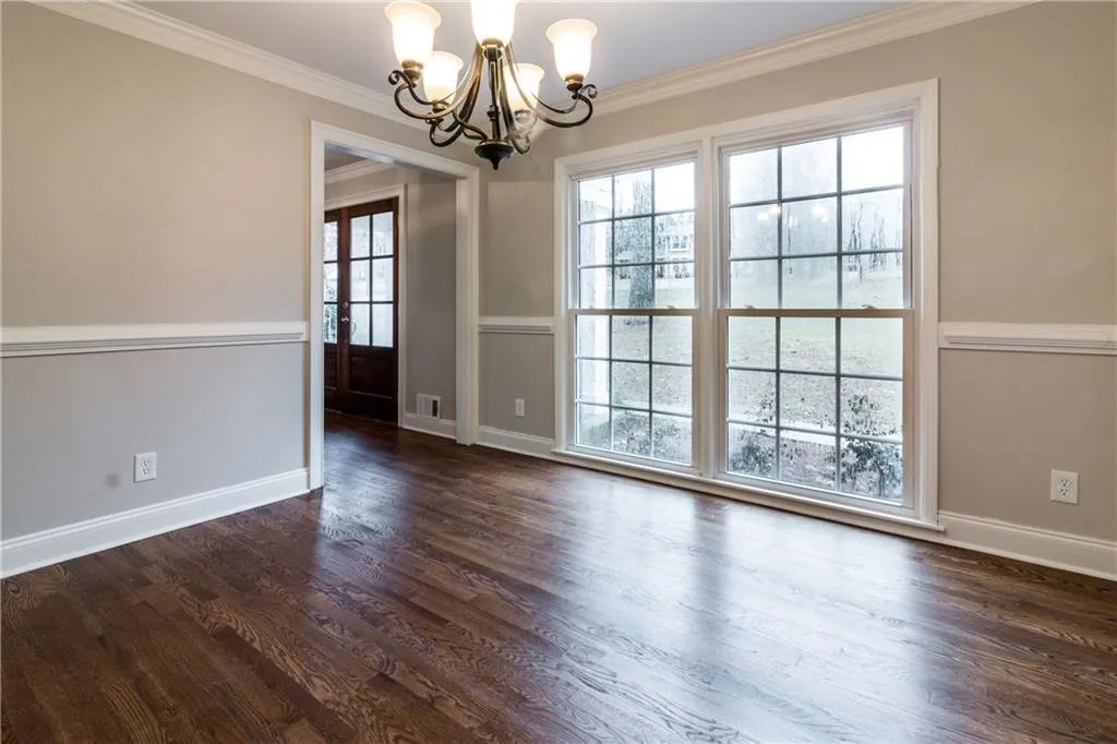805 Spalding Drive, Sandy Springs, Georgia 30328, 4 Bedrooms Bedrooms, ,3 BathroomsBathrooms,Residential,Sold,805 Spalding Drive,5962993