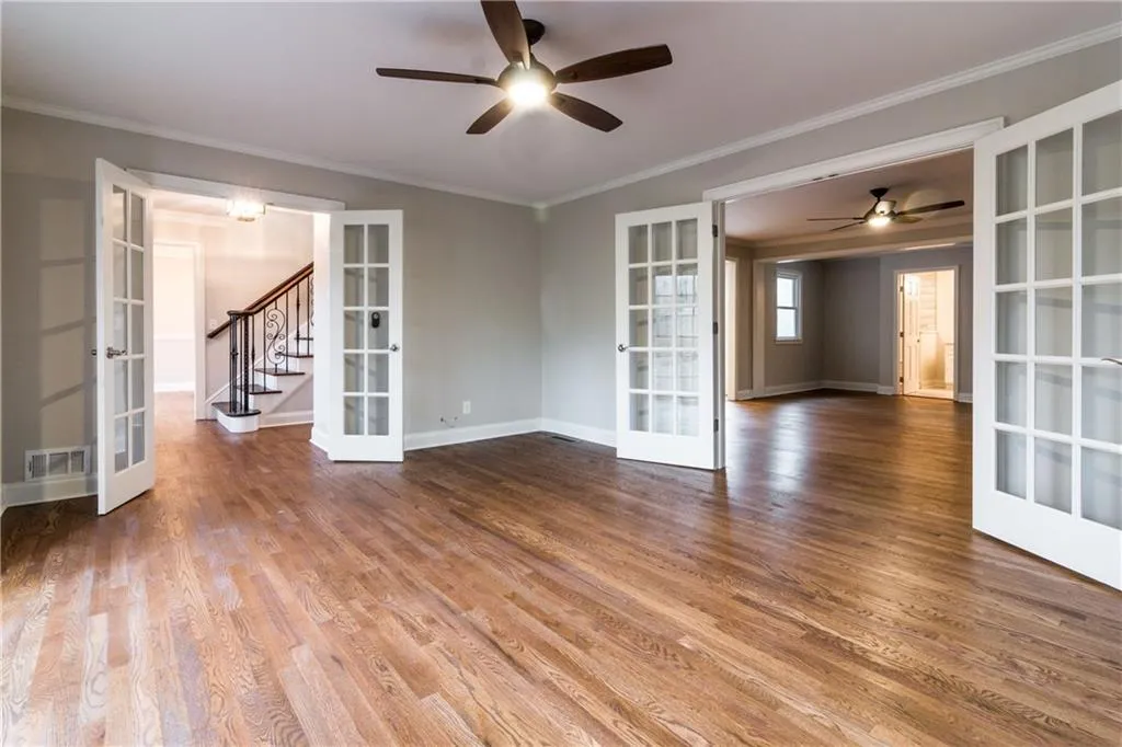 805 Spalding Drive, Sandy Springs, Georgia 30328, 4 Bedrooms Bedrooms, ,3 BathroomsBathrooms,Residential,Sold,805 Spalding Drive,5962993