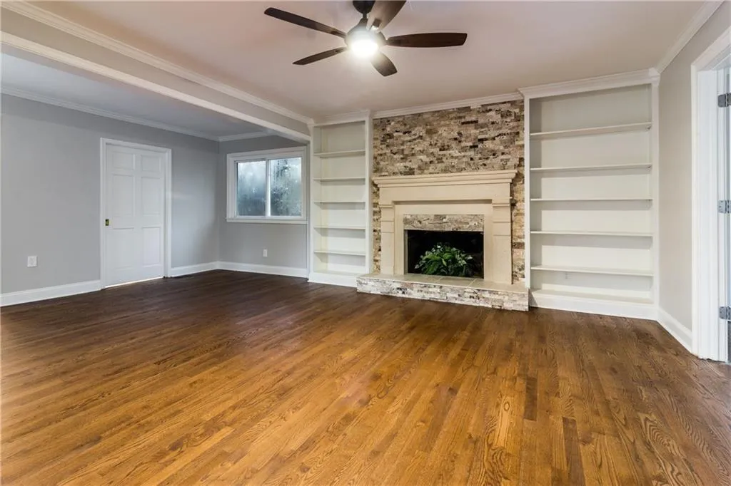 805 Spalding Drive, Sandy Springs, Georgia 30328, 4 Bedrooms Bedrooms, ,3 BathroomsBathrooms,Residential,Sold,805 Spalding Drive,5962993