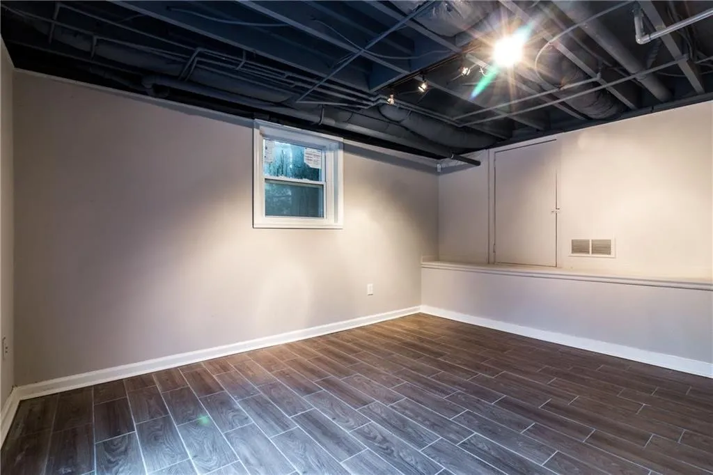 805 Spalding Drive, Sandy Springs, Georgia 30328, 4 Bedrooms Bedrooms, ,3 BathroomsBathrooms,Residential,Sold,805 Spalding Drive,5962993