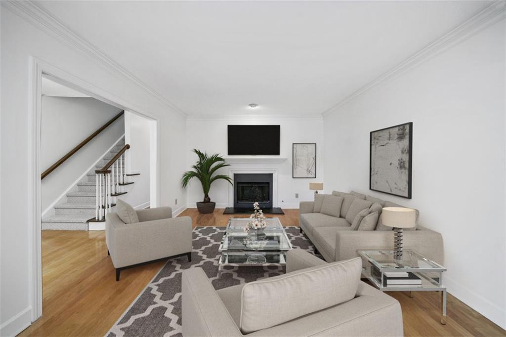 7500 Roswell Road Unit 89, Sandy Springs, Georgia 30350, 2 Bedrooms Bedrooms, ,2 BathroomsBathrooms,Residential,Sold,7500 Roswell Road Unit 89,7313602