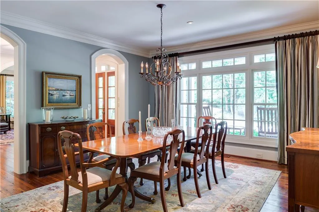 2730 Orchard Knob Se, Atlanta, Georgia 30339, 5 Bedrooms Bedrooms, ,4 BathroomsBathrooms,Residential,Sold,2730 Orchard Knob Se,5745297