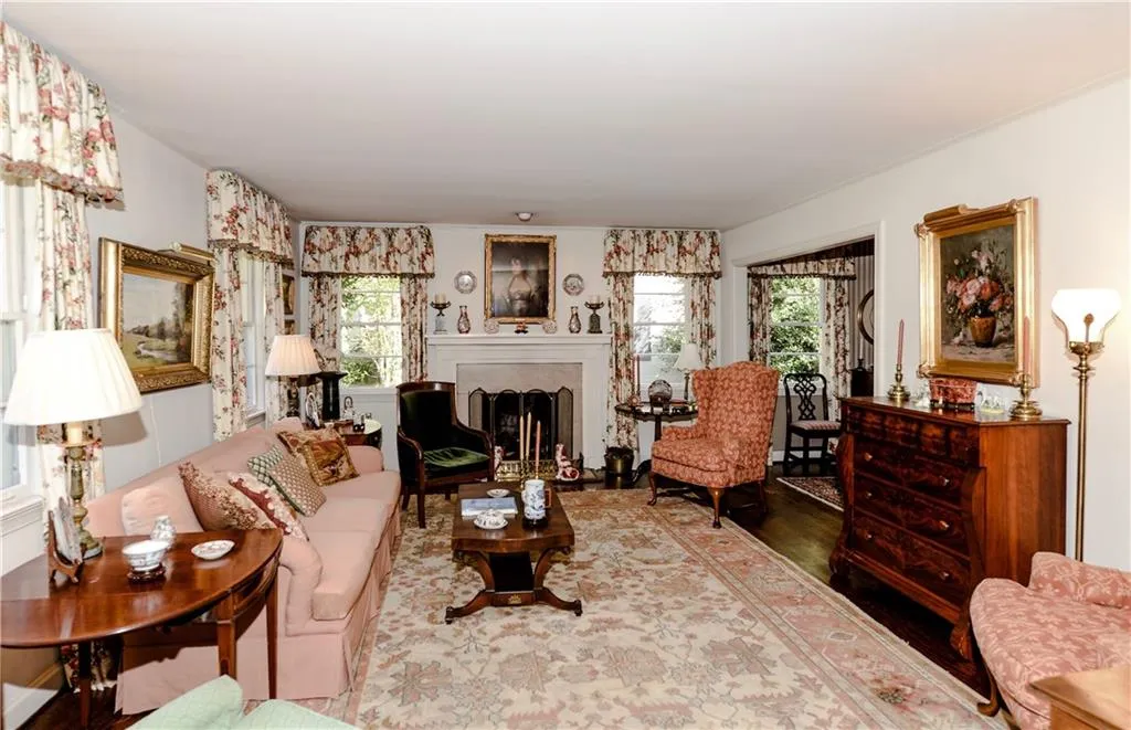1877 Colland Drive Nw, Atlanta, Georgia 30318, 3 Bedrooms Bedrooms, ,2 BathroomsBathrooms,Residential,Sold,1877 Colland Drive Nw,5949937