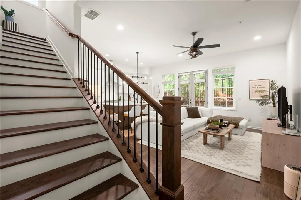 6832 Prelude Drive, Atlanta, Georgia 30328, 1 Bedroom Bedrooms, ,1 BathroomBathrooms,Residential,For Sale,6832 Prelude Drive,7762898