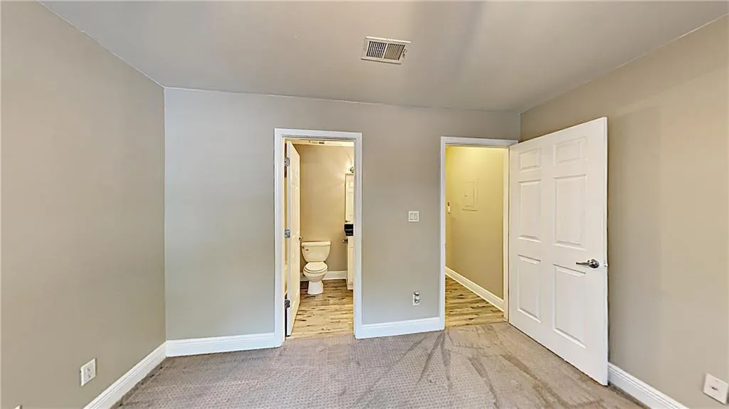 7103 Santa Fe Parkway, Sandy Springs, Georgia 30350, 2 Bedrooms Bedrooms, ,2 BathroomsBathrooms,Residential,Sold,7103 Santa Fe Parkway,6576369