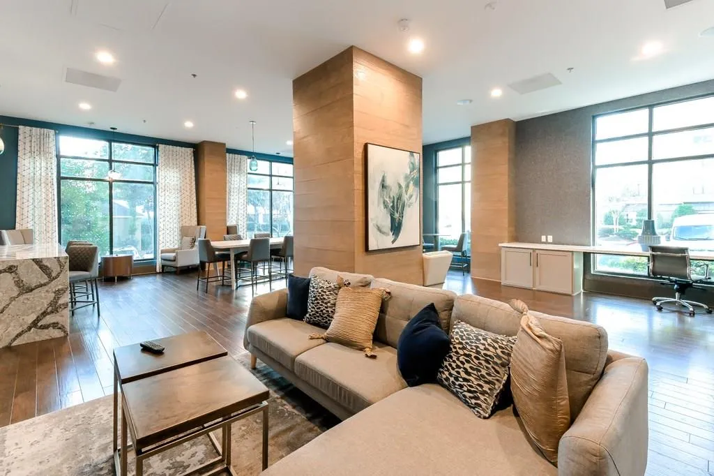 795 Hammond Drive Unit 1201, Atlanta, Georgia 30328, 2 Bedrooms Bedrooms, ,1 BathroomBathrooms,Residential,Sold,795 Hammond Drive Unit 1201,6118673