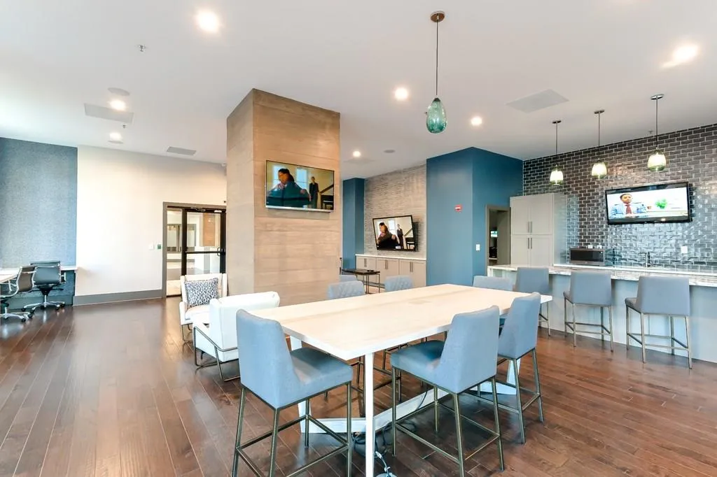 795 Hammond Drive Unit 1201, Atlanta, Georgia 30328, 2 Bedrooms Bedrooms, ,1 BathroomBathrooms,Residential,Sold,795 Hammond Drive Unit 1201,6118673