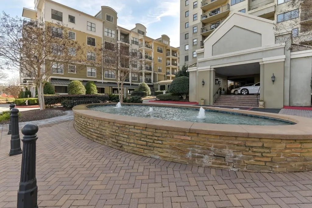 795 Hammond Drive Unit 1201, Atlanta, Georgia 30328, 2 Bedrooms Bedrooms, ,1 BathroomBathrooms,Residential,Sold,795 Hammond Drive Unit 1201,6118673