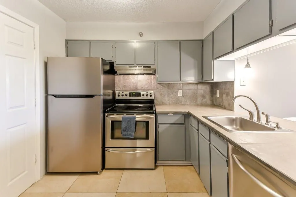 795 Hammond Drive Unit 1201, Atlanta, Georgia 30328, 2 Bedrooms Bedrooms, ,1 BathroomBathrooms,Residential,Sold,795 Hammond Drive Unit 1201,6118673