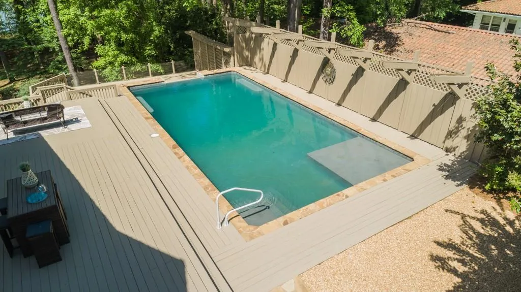 9365 Huntcliff Trace, Sandy Springs, Georgia 30350, 5 Bedrooms Bedrooms, ,5 BathroomsBathrooms,Residential,Sold,9365 Huntcliff Trace,6542290