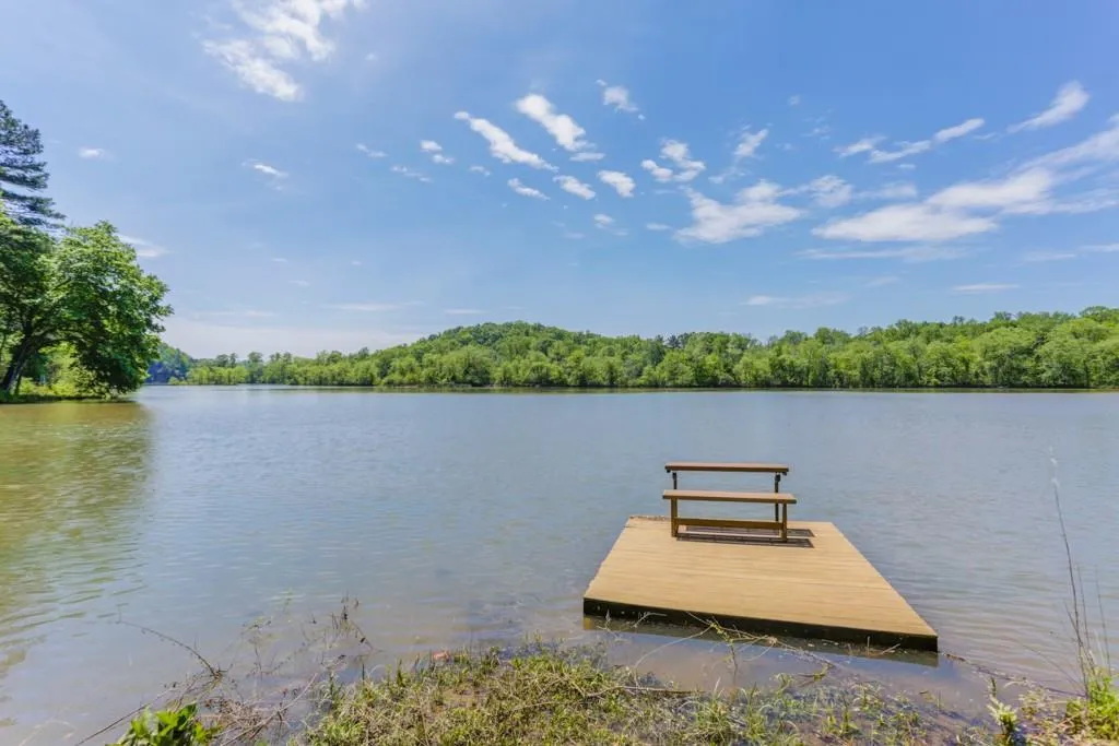 9365 Huntcliff Trace, Sandy Springs, Georgia 30350, 5 Bedrooms Bedrooms, ,5 BathroomsBathrooms,Residential,Sold,9365 Huntcliff Trace,6542290