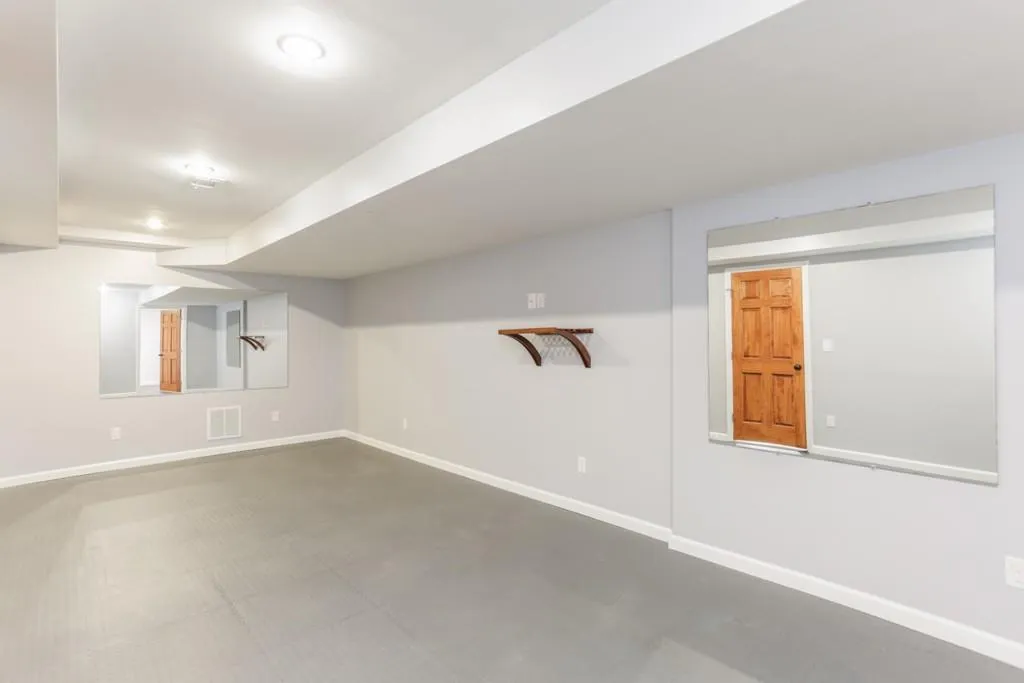 9365 Huntcliff Trace, Sandy Springs, Georgia 30350, 5 Bedrooms Bedrooms, ,5 BathroomsBathrooms,Residential,Sold,9365 Huntcliff Trace,6542290