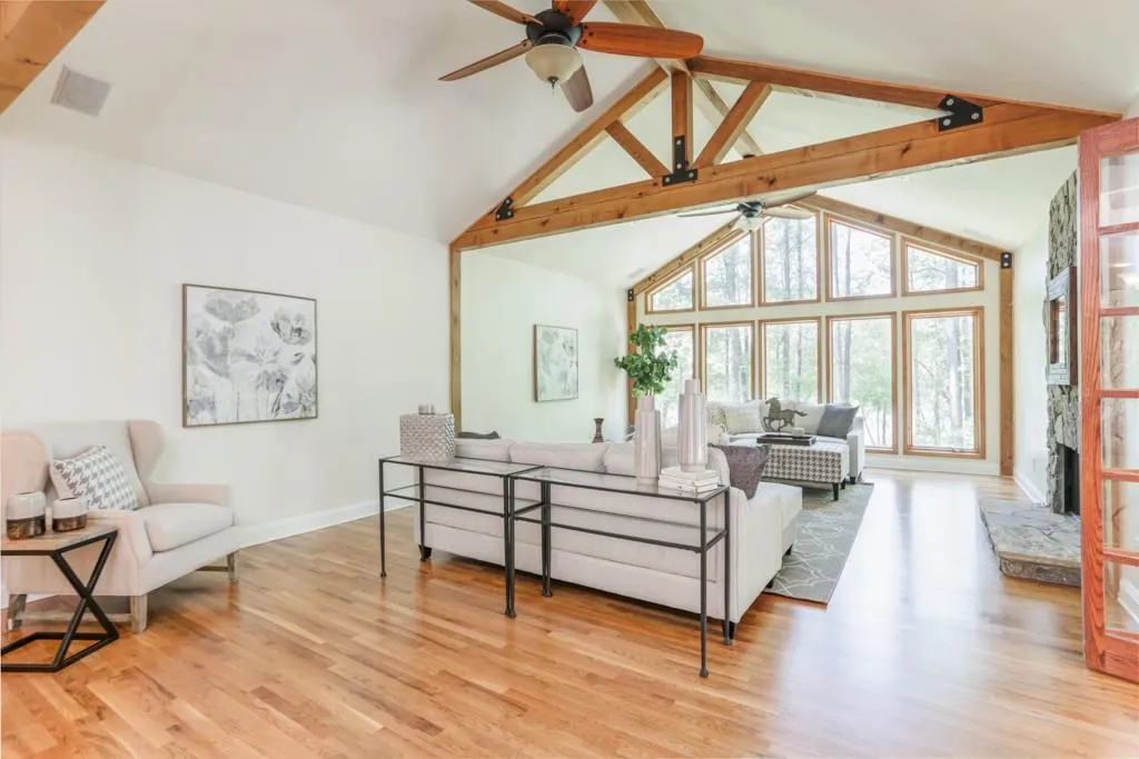 9365 Huntcliff Trace, Sandy Springs, Georgia 30350, 5 Bedrooms Bedrooms, ,5 BathroomsBathrooms,Residential,Sold,9365 Huntcliff Trace,6542290