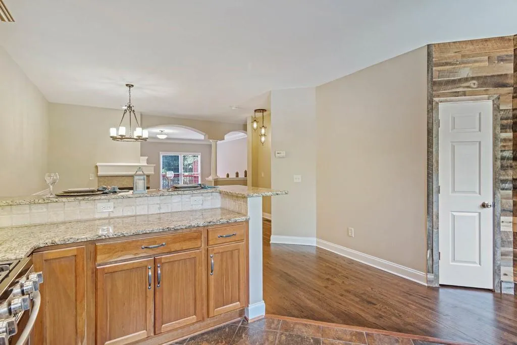 1200 Wing Street Unit 6, Sandy Springs, Georgia 30350, 3 Bedrooms Bedrooms, ,3 BathroomsBathrooms,Residential,Sold,1200 Wing Street Unit 6,6583560
