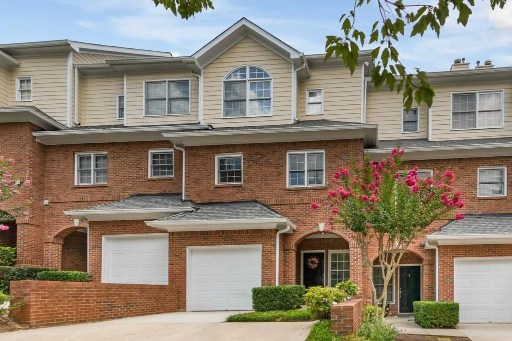 1200 Wing Street Unit 6, Sandy Springs, Georgia 30350, 3 Bedrooms Bedrooms, ,3 BathroomsBathrooms,Residential,Sold,1200 Wing Street Unit 6,6583560