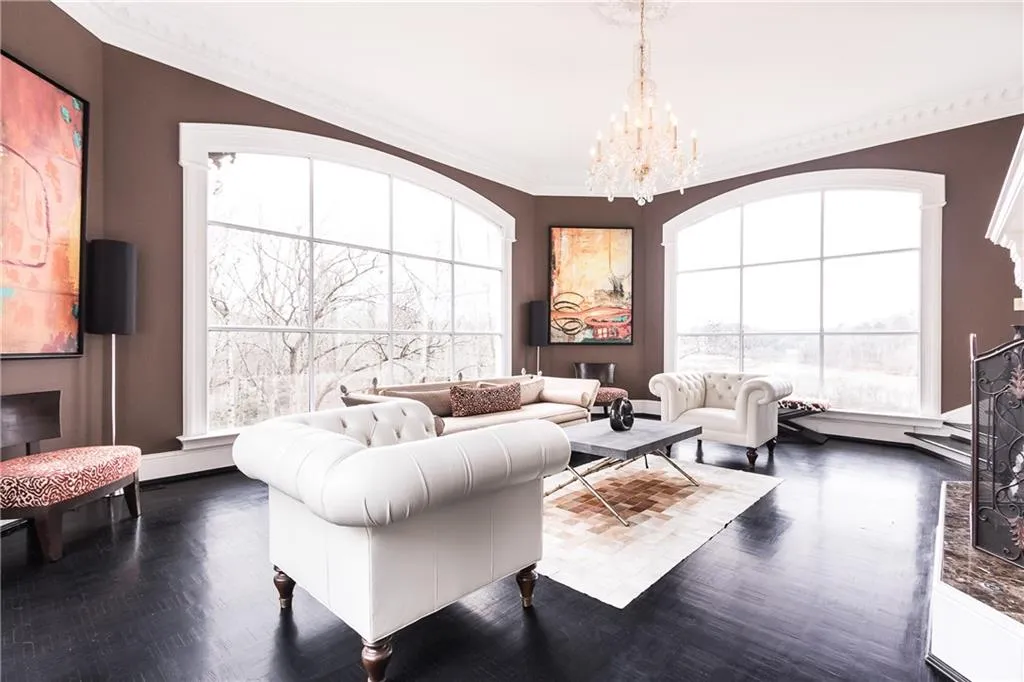 200 Cliff Overlook, Sandy Springs, Georgia 30350, 5 Bedrooms Bedrooms, ,7 BathroomsBathrooms,Residential,Sold,200 Cliff Overlook,5827060