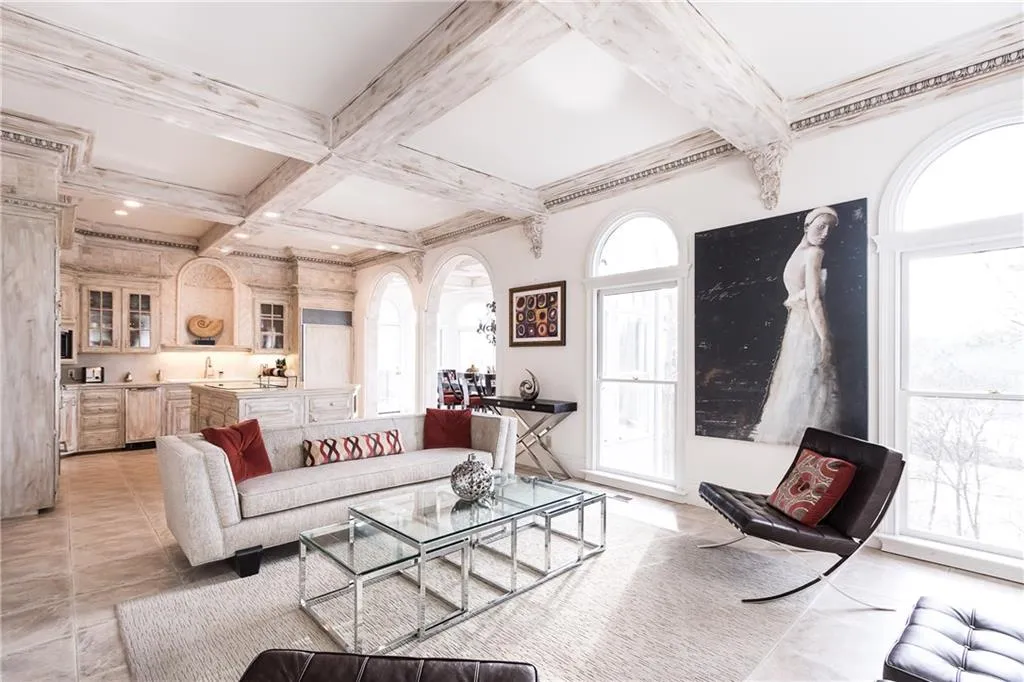 200 Cliff Overlook, Sandy Springs, Georgia 30350, 5 Bedrooms Bedrooms, ,7 BathroomsBathrooms,Residential,Sold,200 Cliff Overlook,5827060