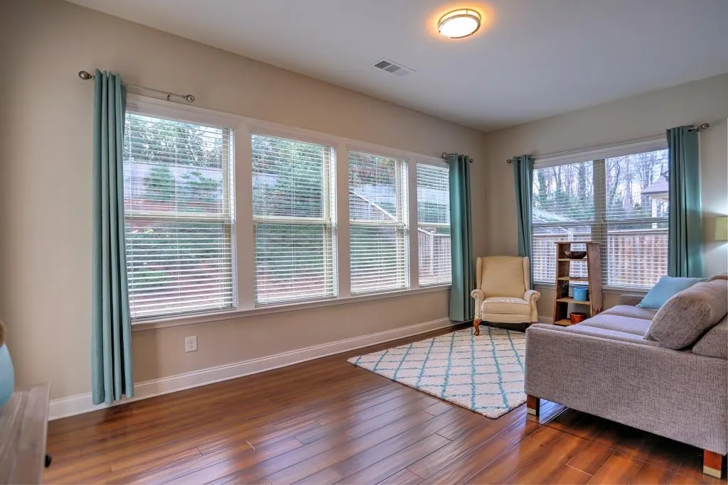 106 Austin Drive, Sandy Springs, Georgia 30328, 5 Bedrooms Bedrooms, ,4 BathroomsBathrooms,Residential,Sold,106 Austin Drive,6839659