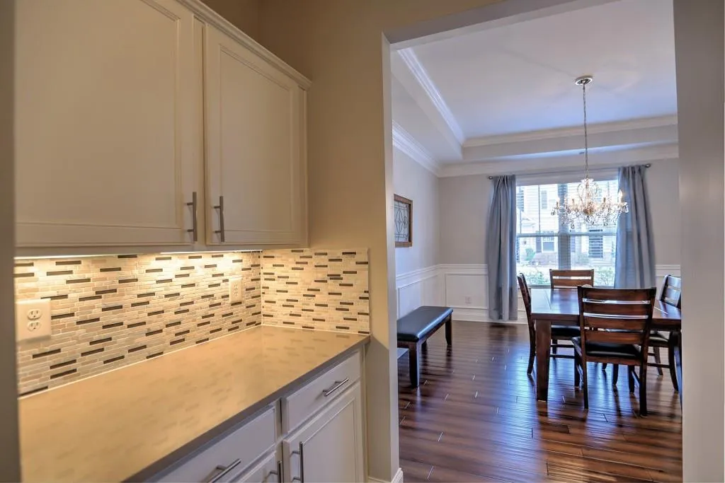 106 Austin Drive, Sandy Springs, Georgia 30328, 5 Bedrooms Bedrooms, ,4 BathroomsBathrooms,Residential,Sold,106 Austin Drive,6839659