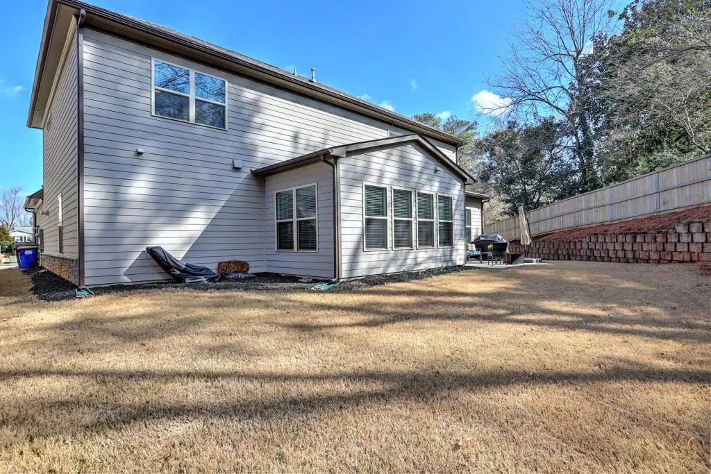 106 Austin Drive, Sandy Springs, Georgia 30328, 5 Bedrooms Bedrooms, ,4 BathroomsBathrooms,Residential,Sold,106 Austin Drive,6839659