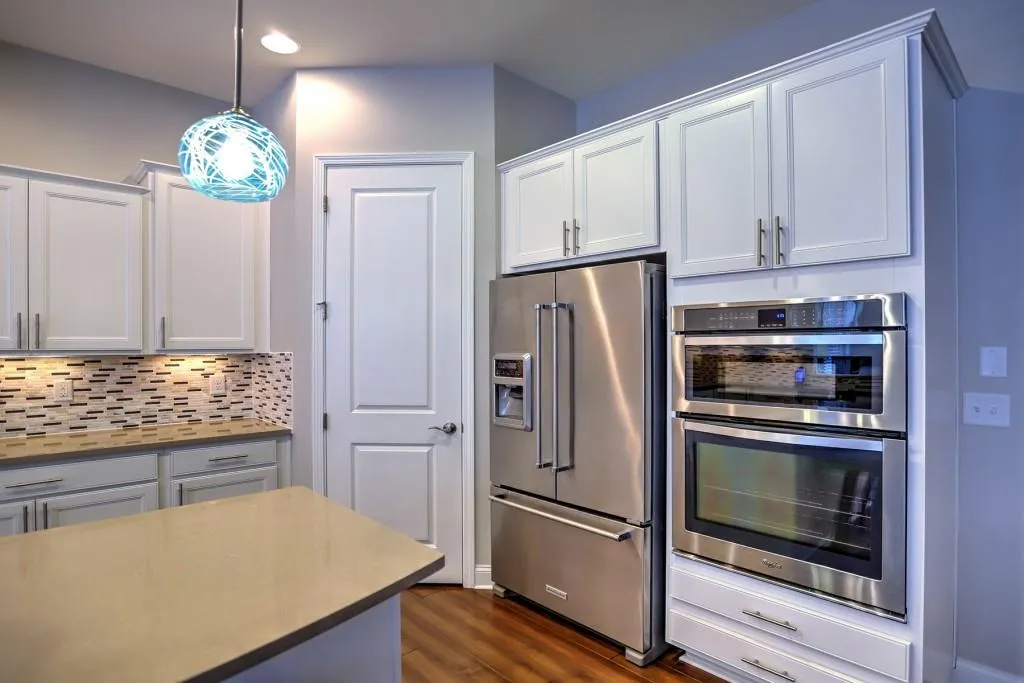 106 Austin Drive, Sandy Springs, Georgia 30328, 5 Bedrooms Bedrooms, ,4 BathroomsBathrooms,Residential,Sold,106 Austin Drive,6839659