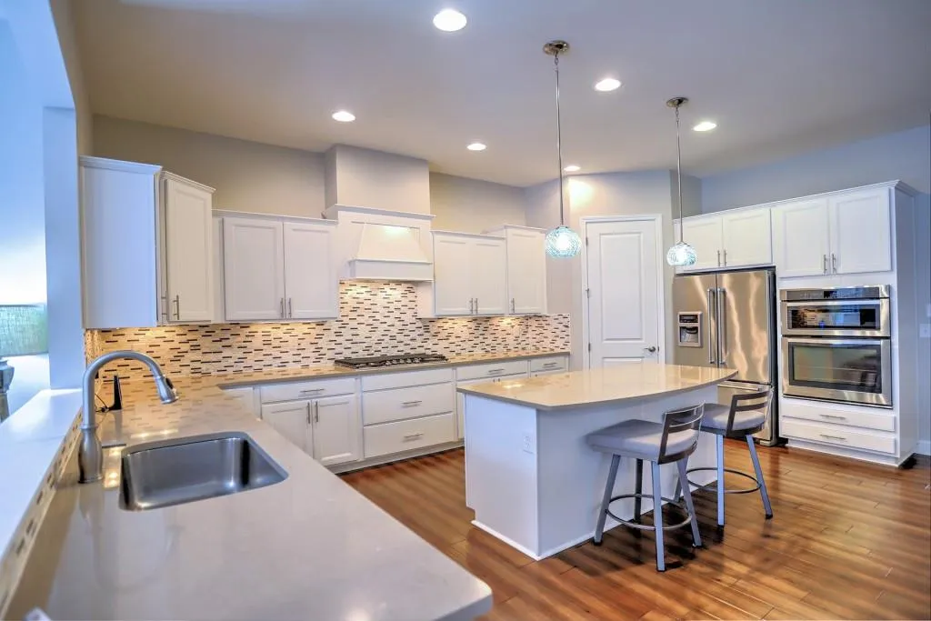 106 Austin Drive, Sandy Springs, Georgia 30328, 5 Bedrooms Bedrooms, ,4 BathroomsBathrooms,Residential,Sold,106 Austin Drive,6839659