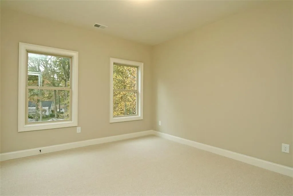 1040 Preswyck Way, Sandy Springs, Georgia 30328, 6 Bedrooms Bedrooms, ,5 BathroomsBathrooms,Residential,Sold,1040 Preswyck Way,5587698