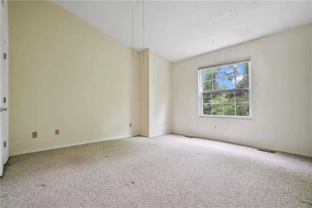 1806 Queen Anne Court, Atlanta, Georgia 30350, 2 Bedrooms Bedrooms, ,2 BathroomsBathrooms,Residential,Sold,1806 Queen Anne Court,6886252