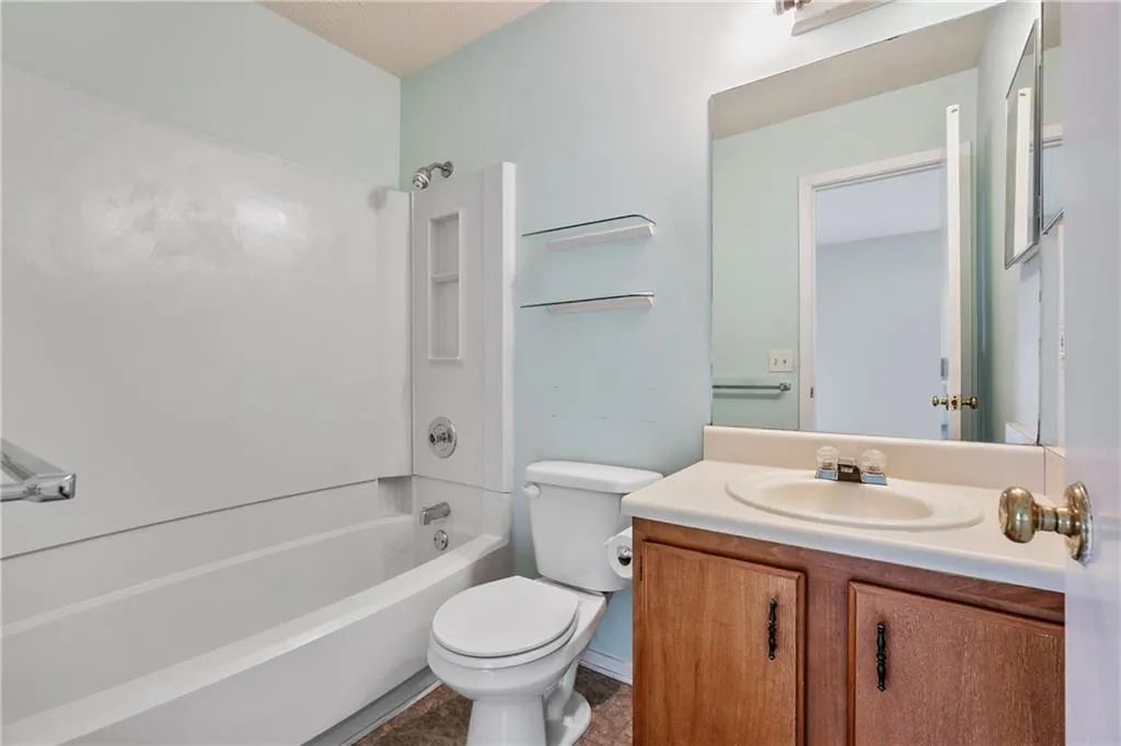 1806 Queen Anne Court, Atlanta, Georgia 30350, 2 Bedrooms Bedrooms, ,2 BathroomsBathrooms,Residential,Sold,1806 Queen Anne Court,6886252