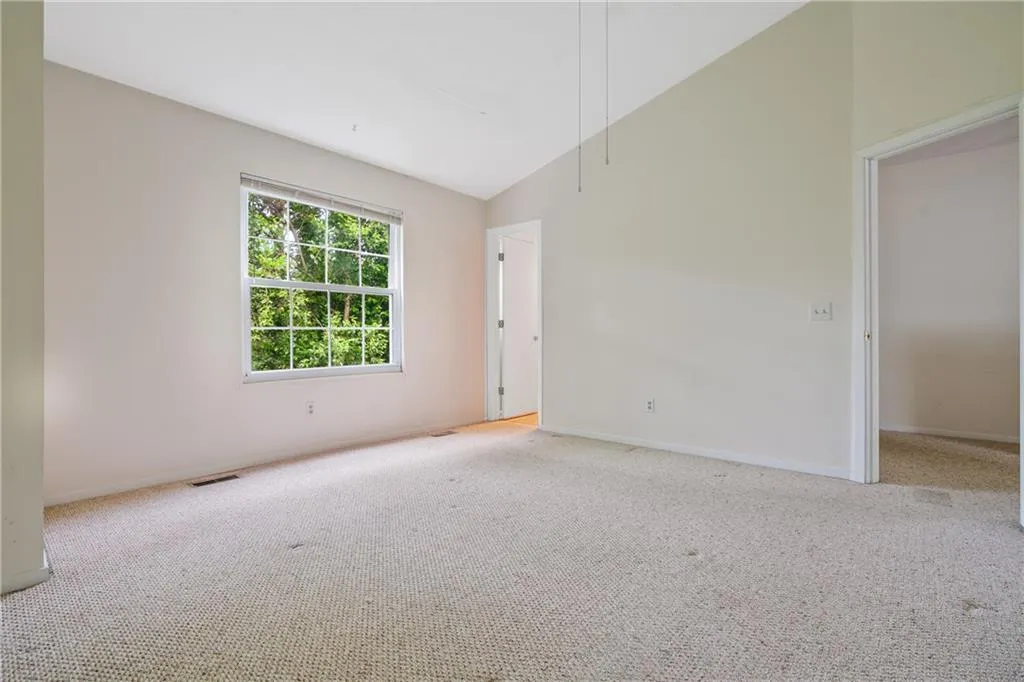 1806 Queen Anne Court, Atlanta, Georgia 30350, 2 Bedrooms Bedrooms, ,2 BathroomsBathrooms,Residential,Sold,1806 Queen Anne Court,6886252