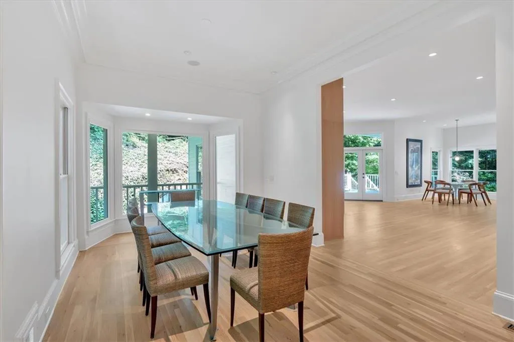 400 Old Ivy Road Ne, Atlanta, Georgia 30342, 6 Bedrooms Bedrooms, ,5 BathroomsBathrooms,Residential,For Sale,400 Old Ivy Road Ne,7587228