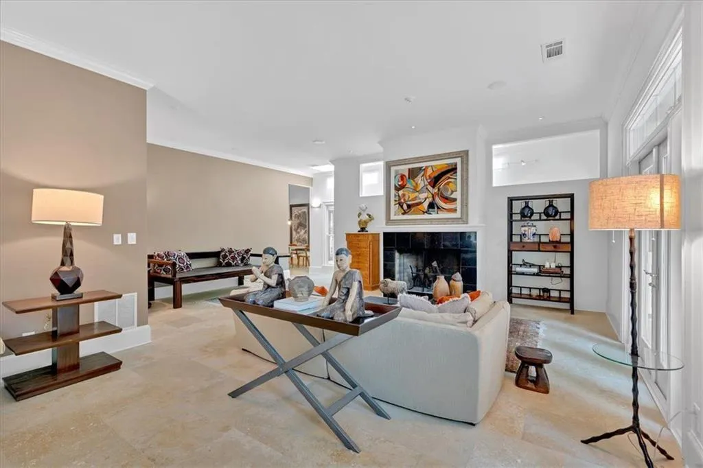 400 Old Ivy Road Ne, Atlanta, Georgia 30342, 6 Bedrooms Bedrooms, ,5 BathroomsBathrooms,Residential,For Sale,400 Old Ivy Road Ne,7587228